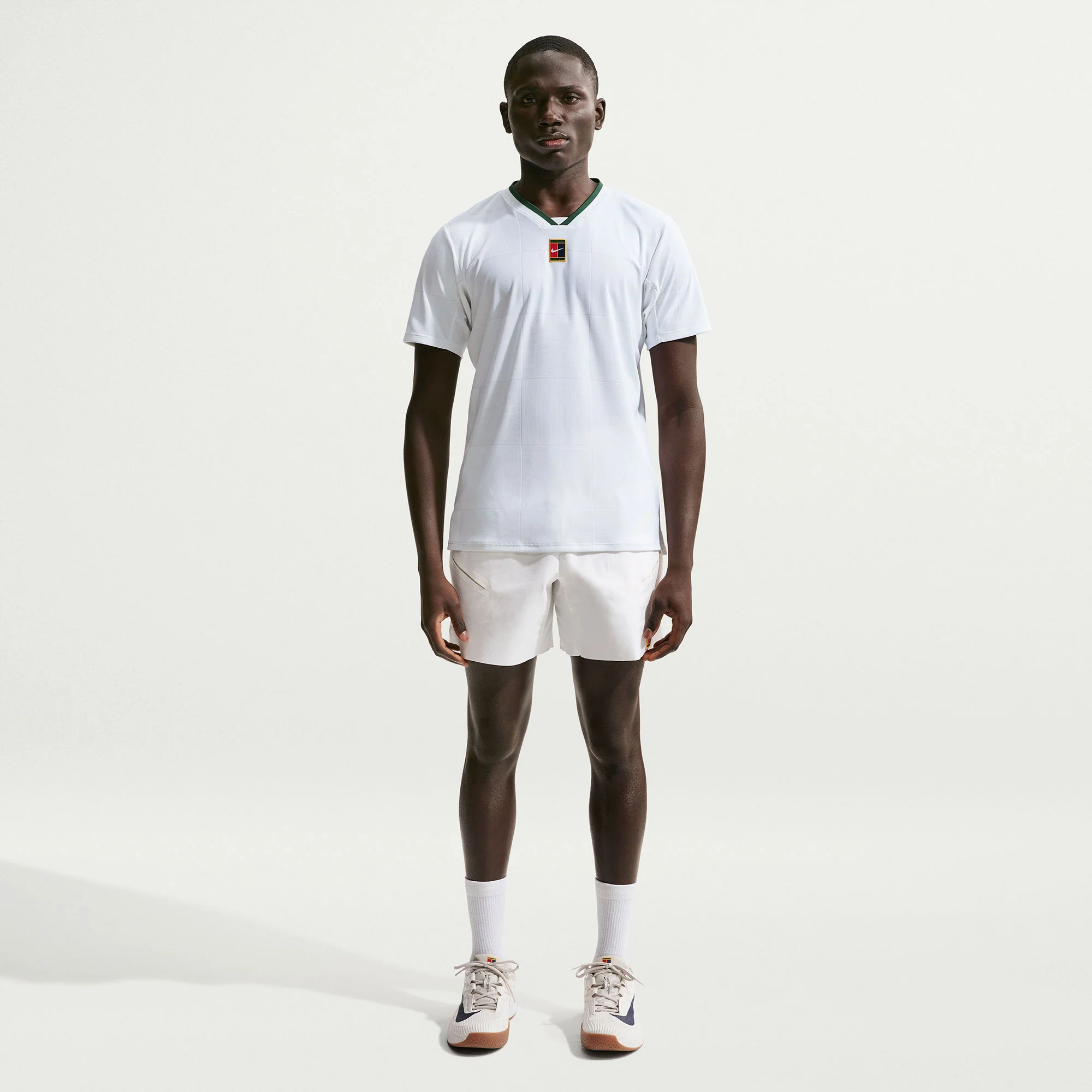 NikeCourt Slam London Men's Dri-FIT ADV Tennis Shirt - Image 4