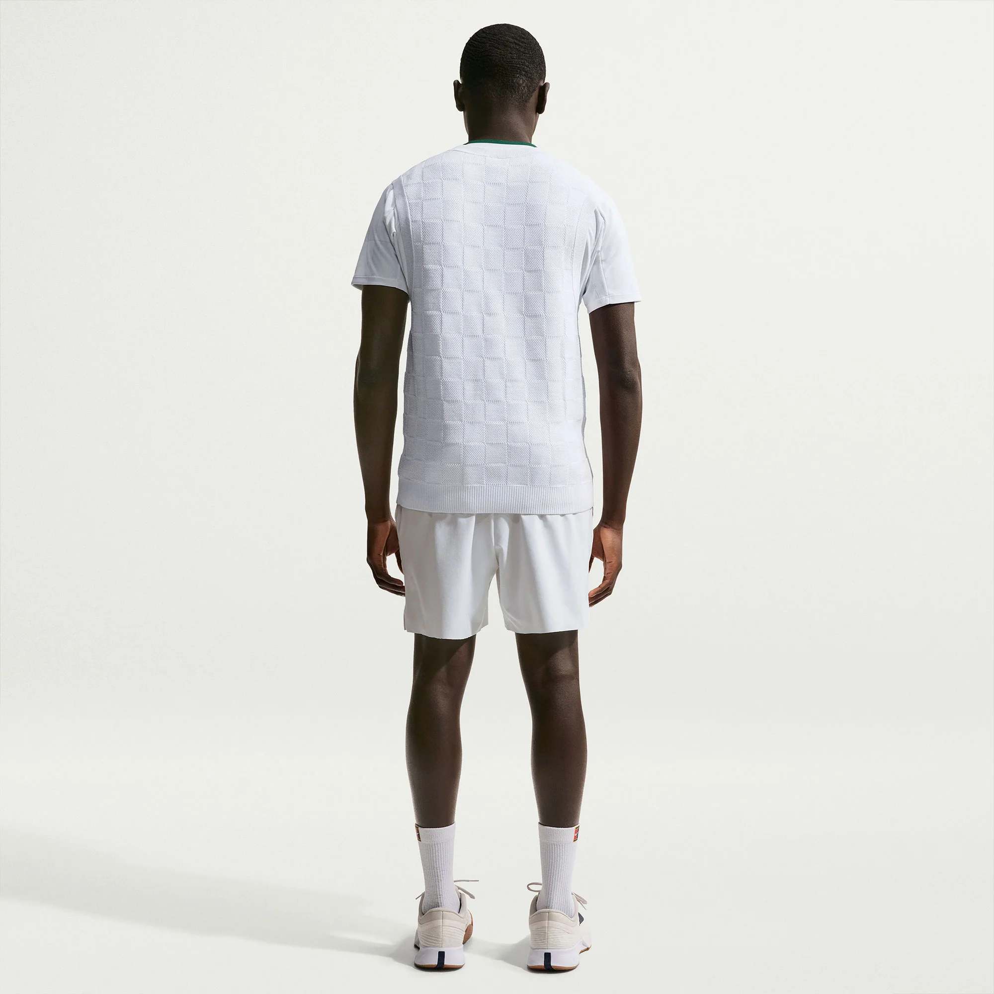 NikeCourt Slam London Men's Tennis Sweater Vest - Image 5