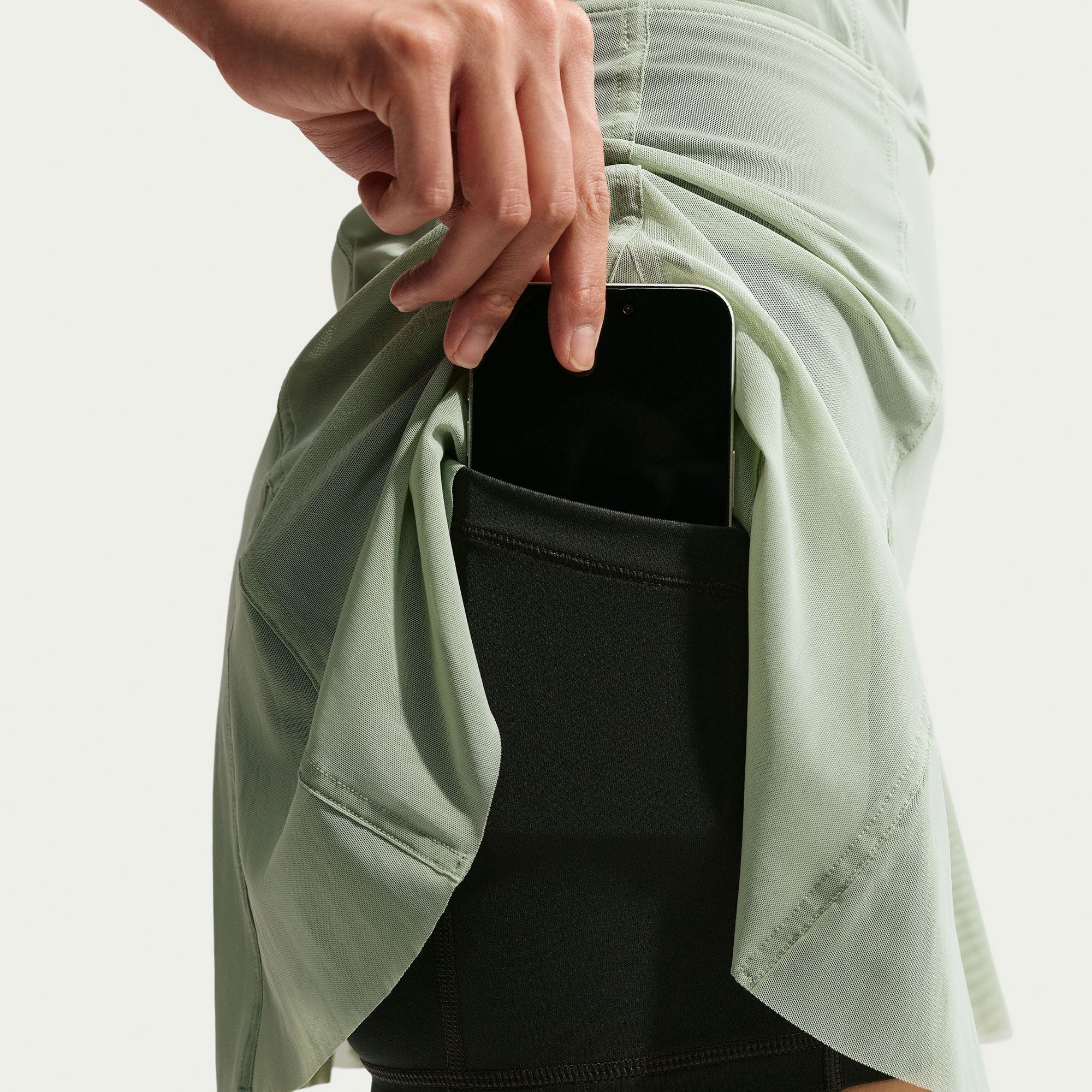 NikeCourt Slam Paris Women's High-Waisted Tennis Skirt - Image 4