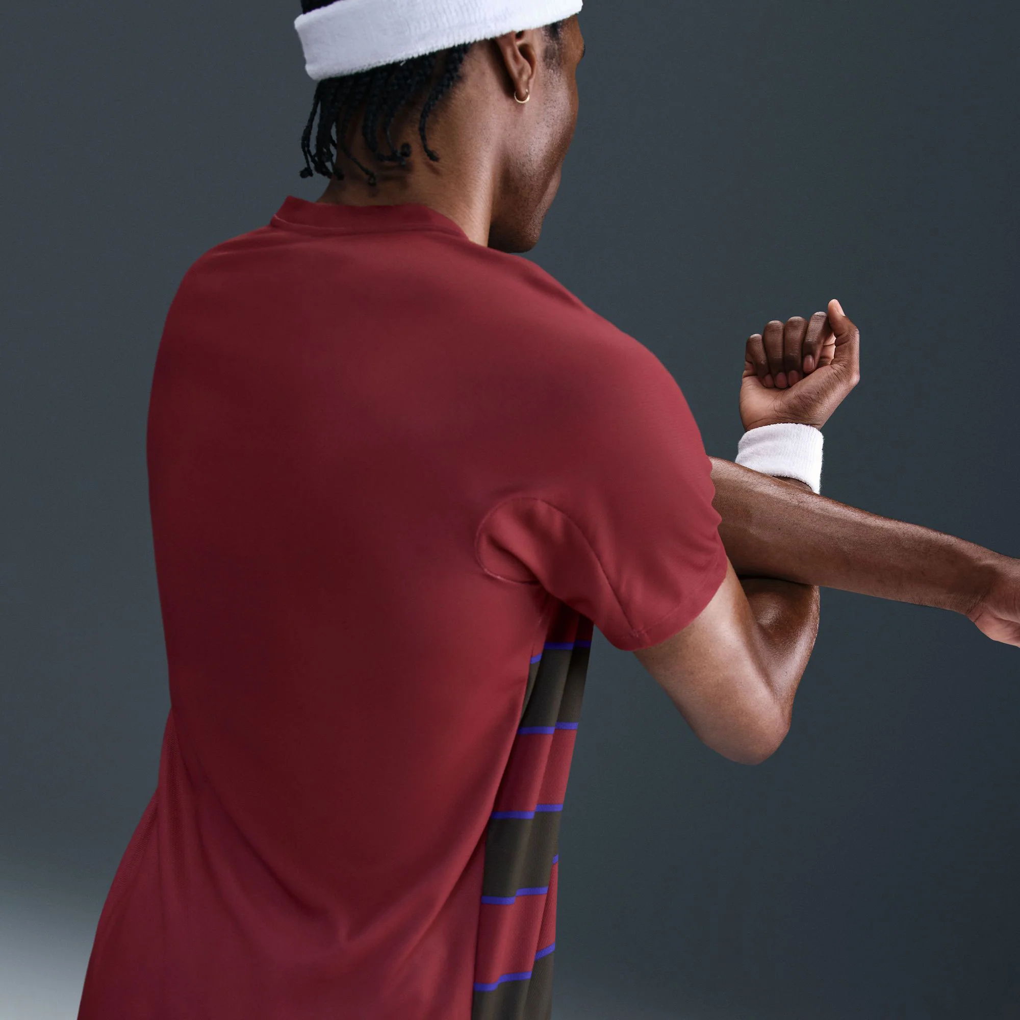 NikeCourt Slam RG Men's Dri-FIT ADV Tennis Shirt - Image 2