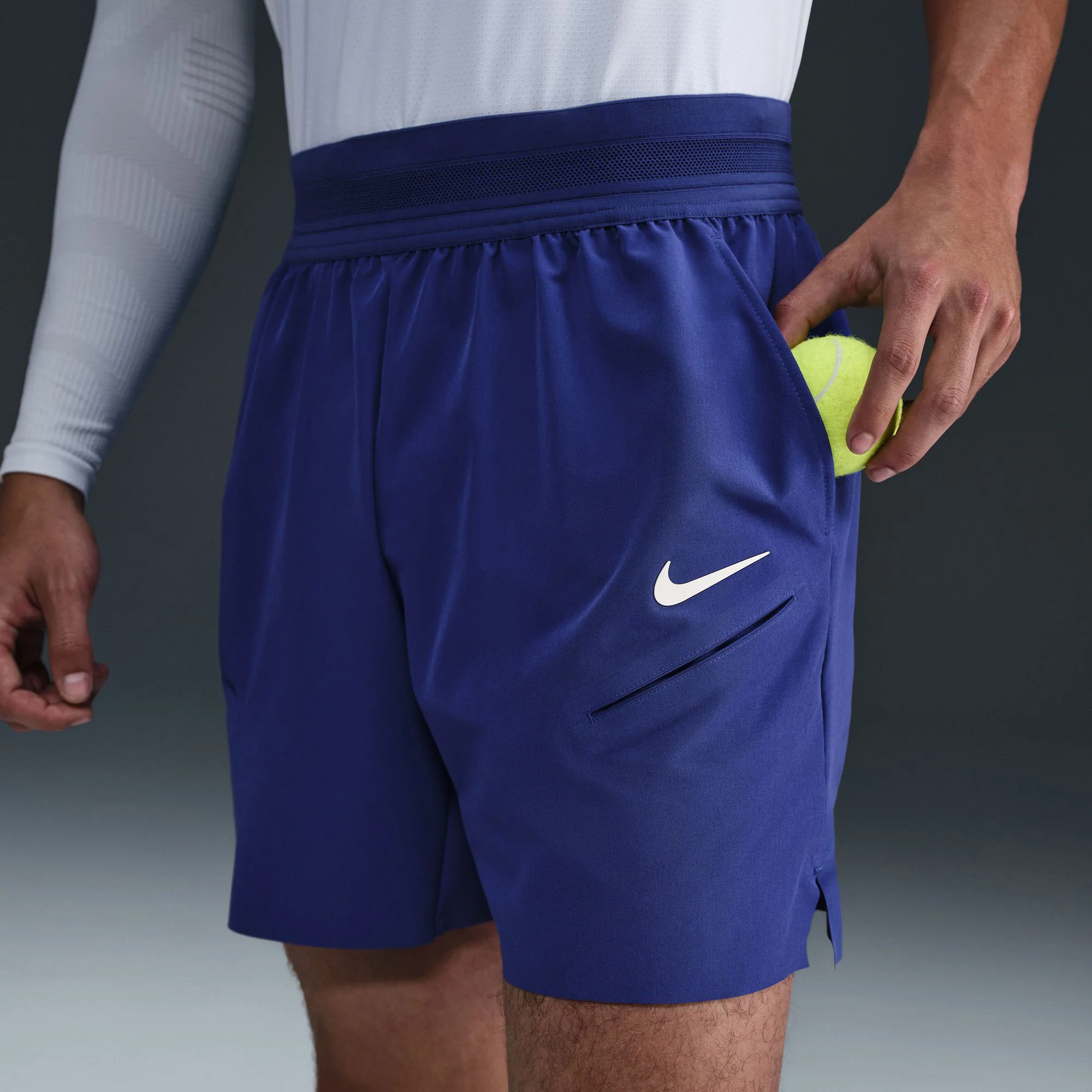 NikeCourt Slam RG Men's Dri-FIT Tennis Shorts - Image 5