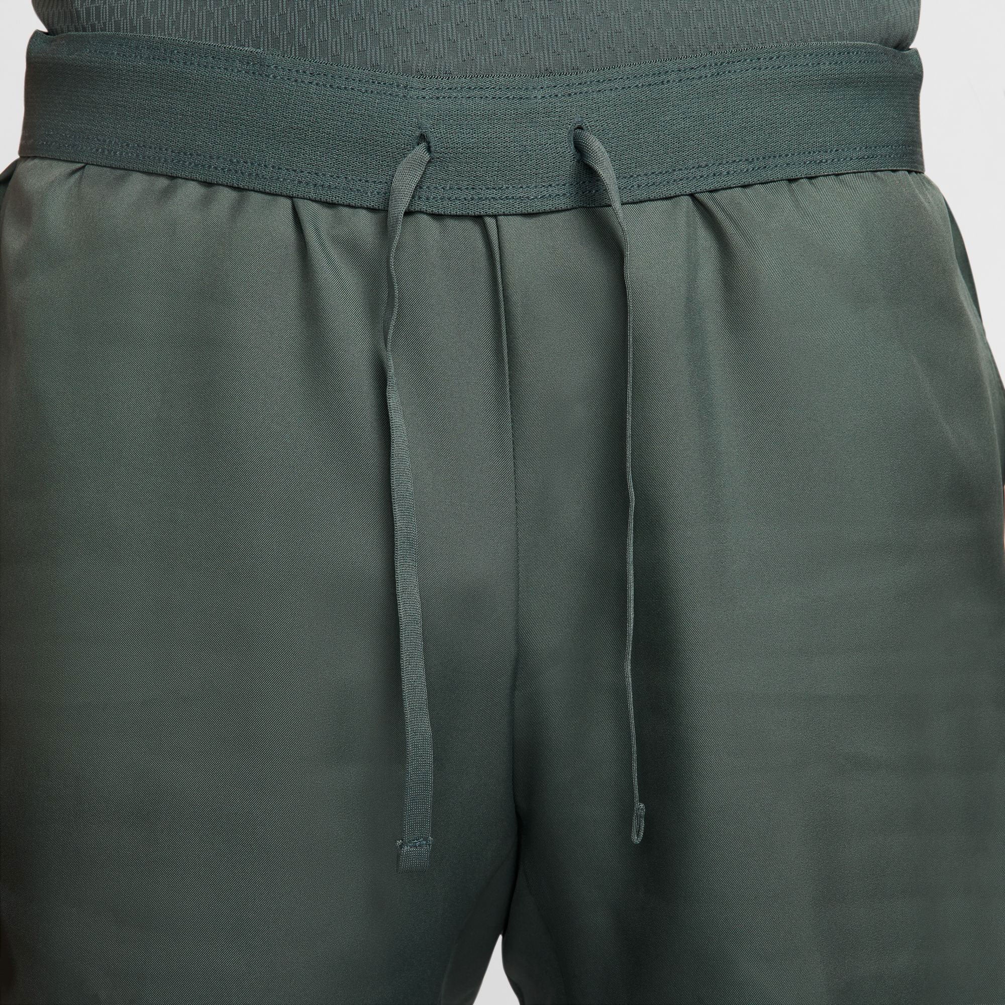 NikeCourt Victory Men's Dri-FIT 7-Inch Tennis Shorts - Image 4