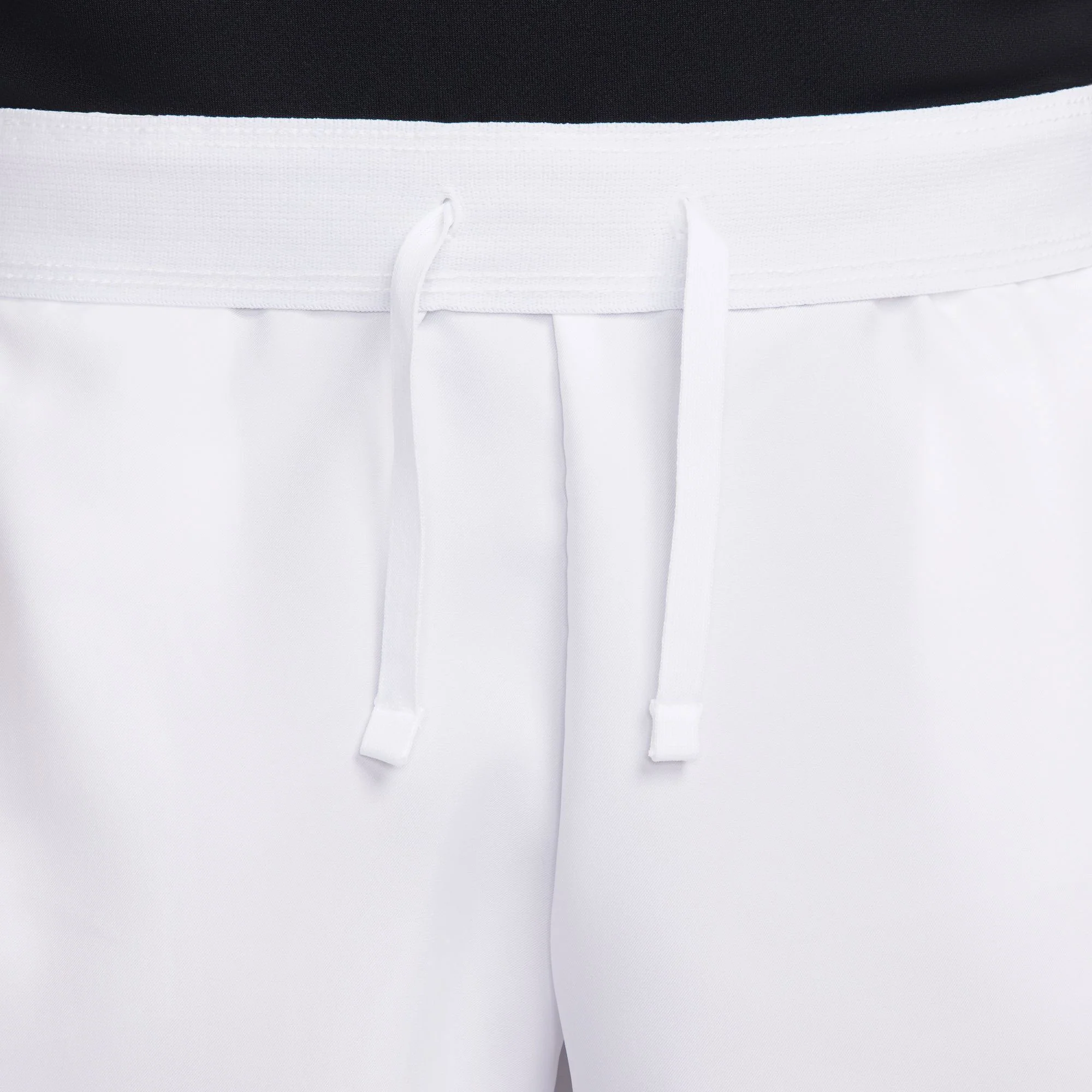 NikeCourt Victory Men's Dri-FIT 9-Inch Tennis Shorts - Image 4