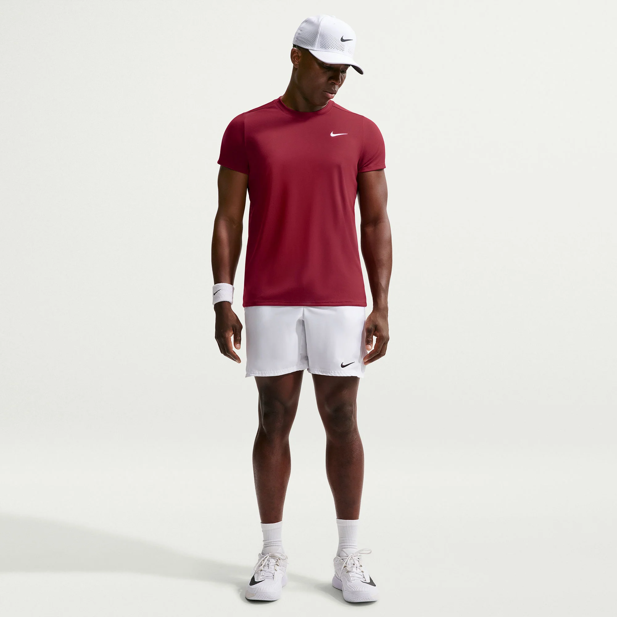 NikeCourt Victory Men's Dri-FIT Tennis Shirt - Image 4