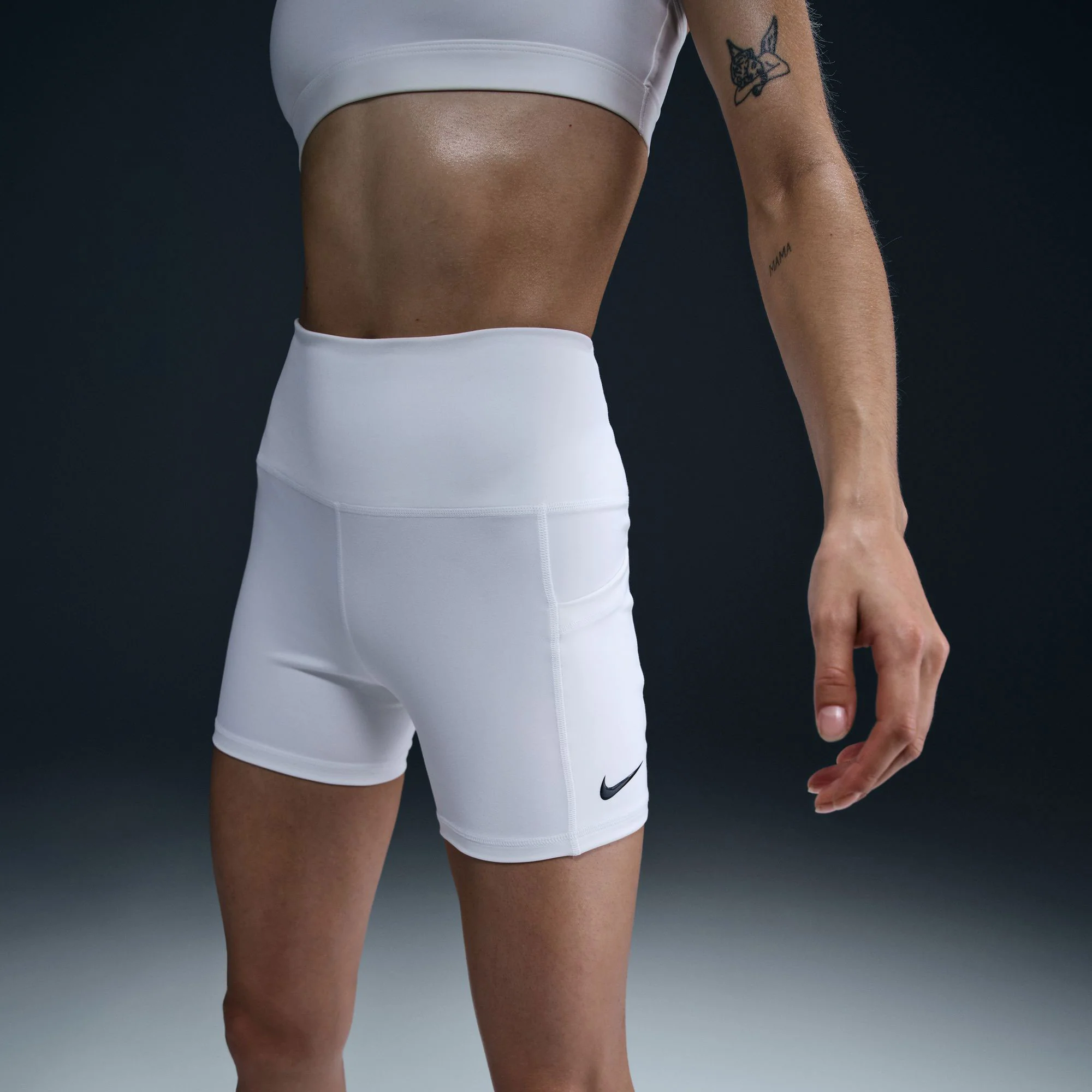 NikeCourt Women's Dri-FIT Tennis Shorts with Pockets - Image 3