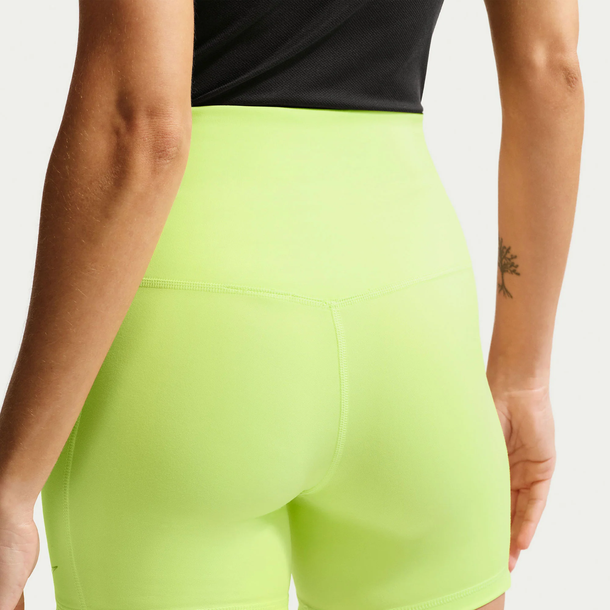 NikeCourt Women's Dri-FIT Tennis Shorts with Pockets - Image 4