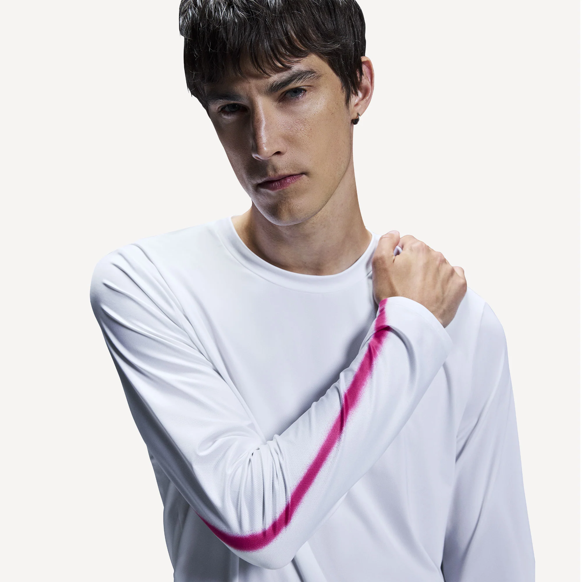 On Court Men's Long Sleeve Tennis Shirt - Image 5