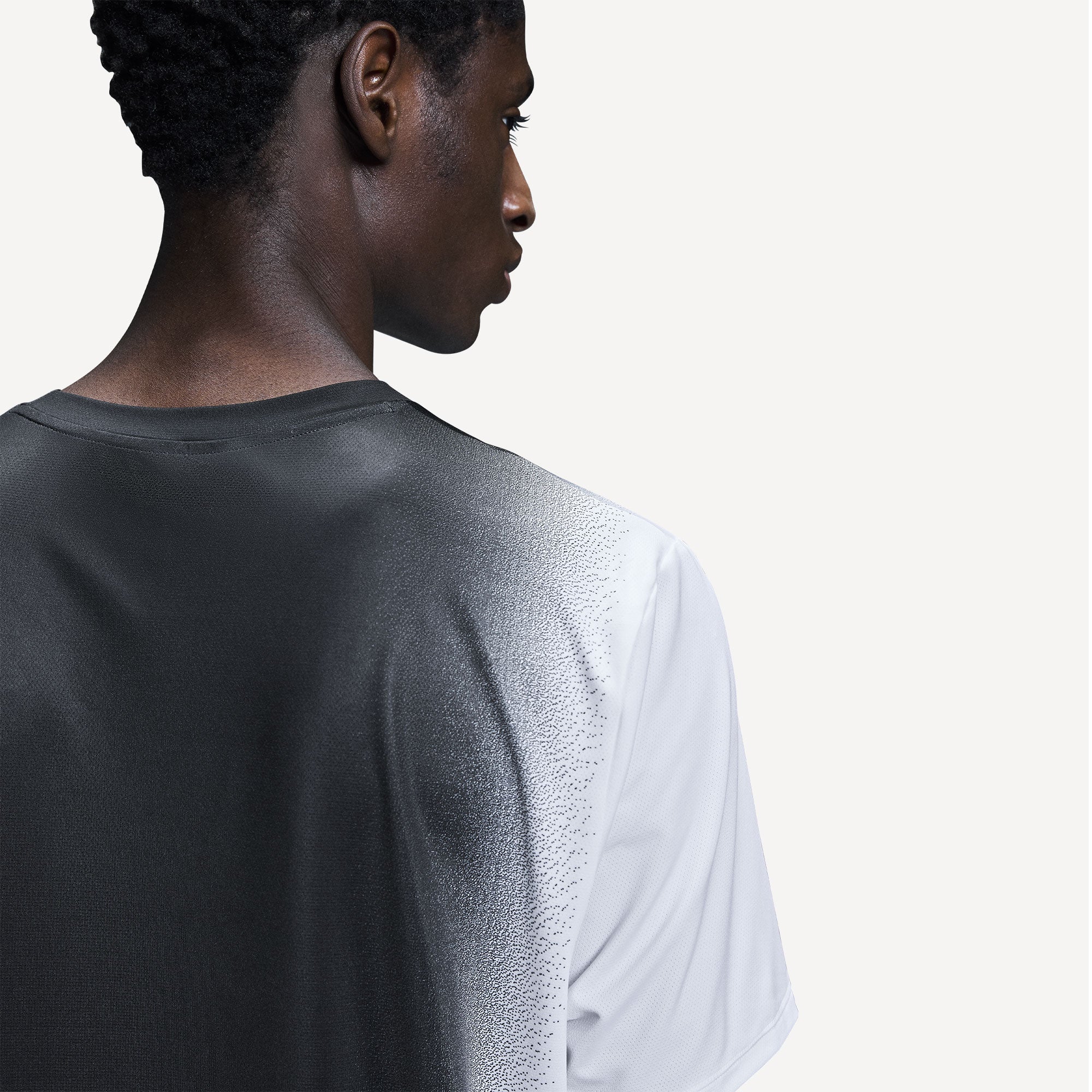 On Court Men's Tennis Shirt - Image 7