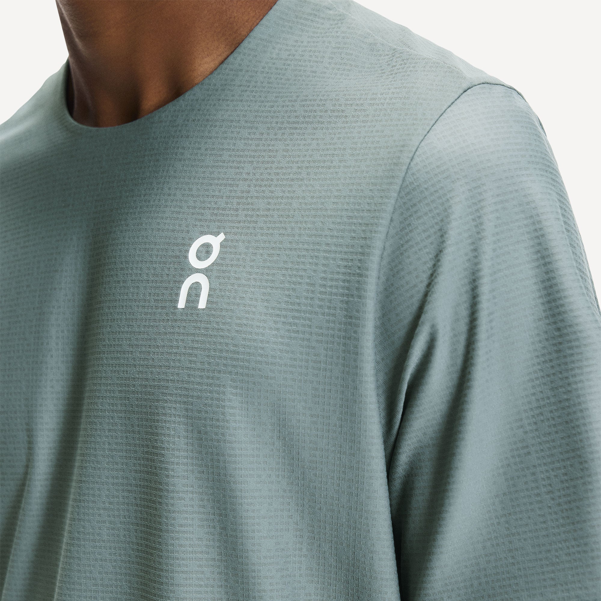 On Court Men's Tennis Shirt - Image 3