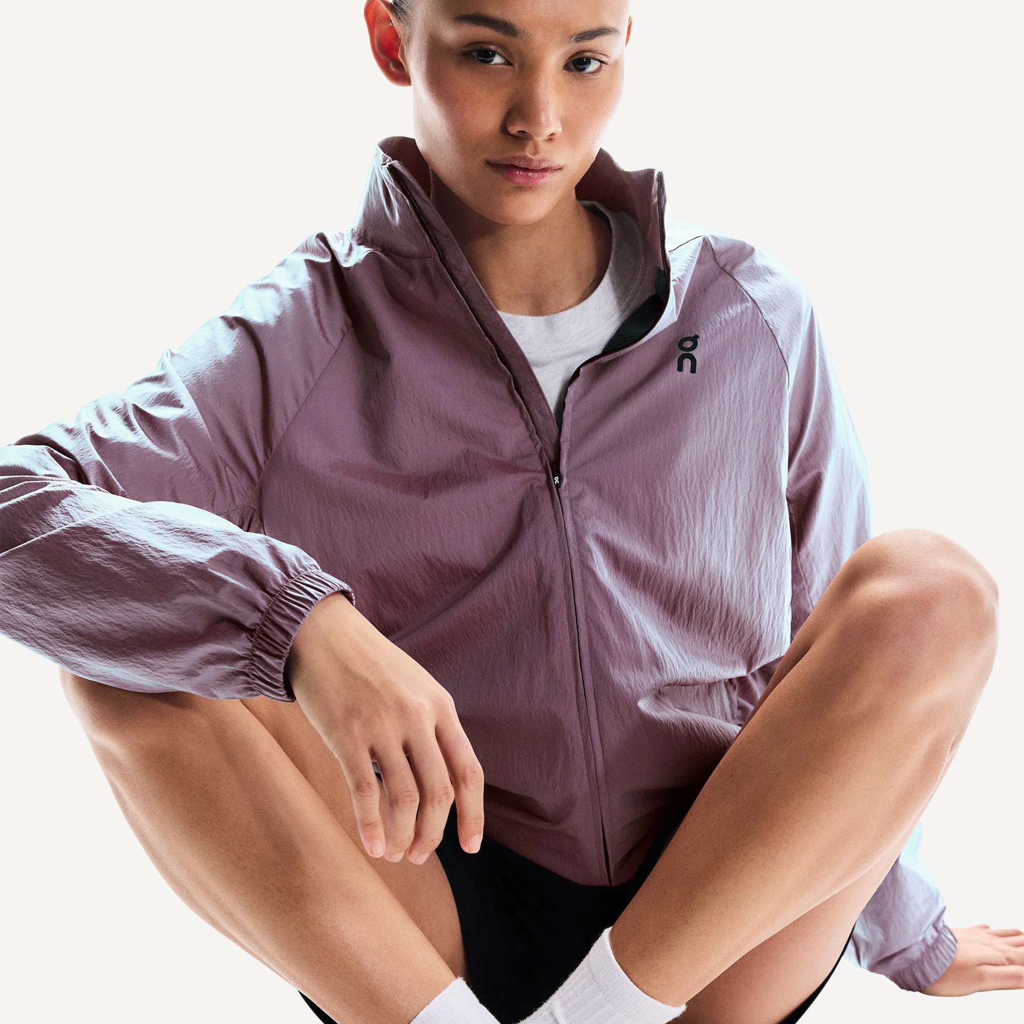 On Court Women's Tennis Jacket - Image 5