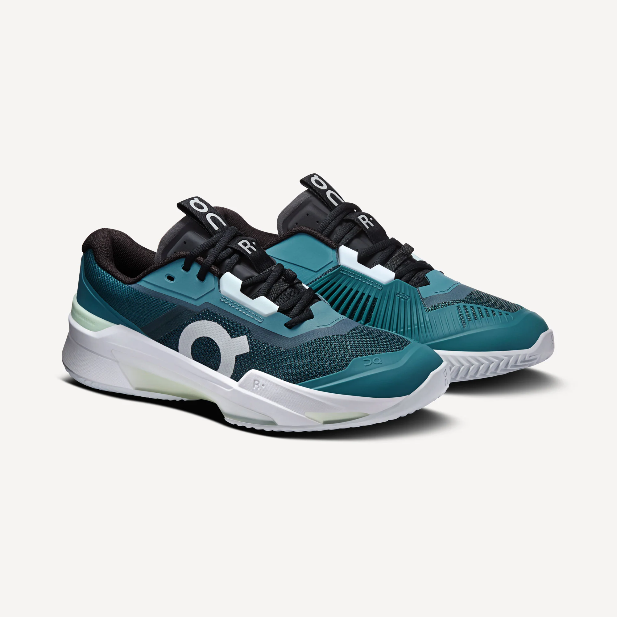 On The Roger Pro Fire Men's Clay Court Tennis Shoes - Image 4