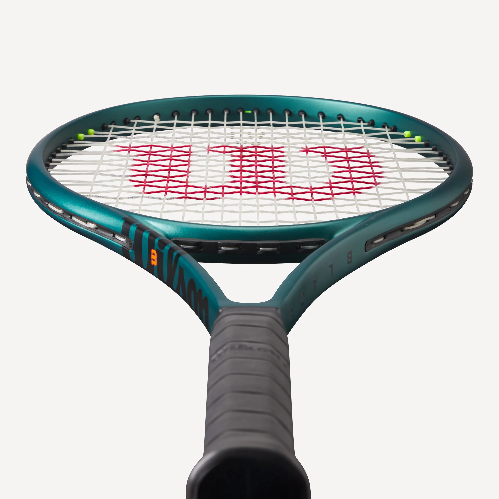 Wilson Blade 100 V9 Tennis Racket - Image 4