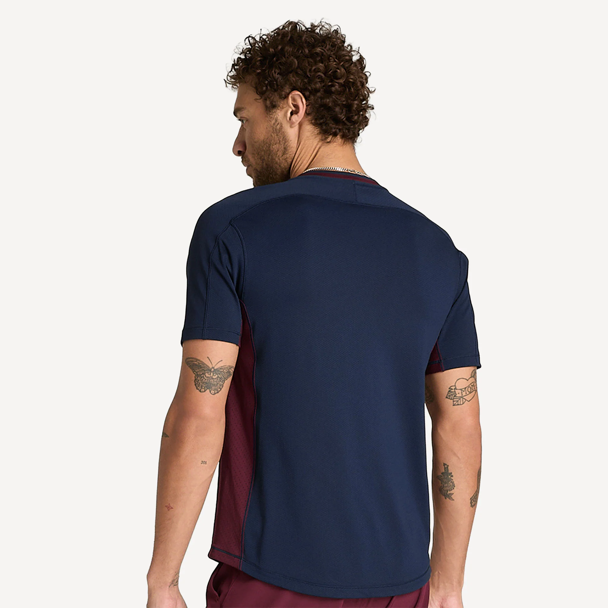 Wilson Serve Out Men's Tennis Shirt - Image 2